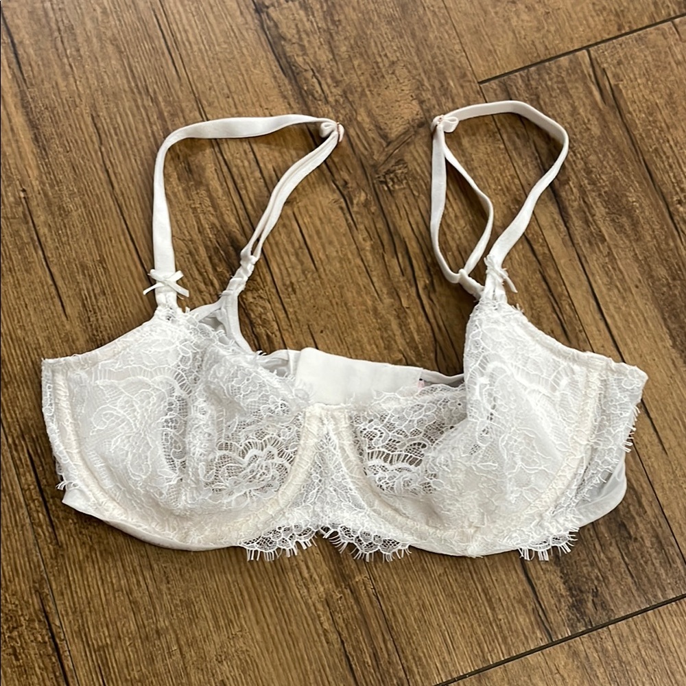 Elegant Lace White Bra